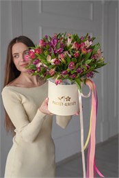 Композиция из альстромерии микс в коробке (17шт, размер S) 45665445664