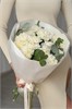 Облако из белых диантусов с эвкалиптом (15шт) 4600897898