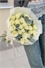 Белые розы Кения 40см с эвкалиптом (25шт) 89098332555