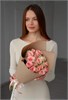 Розовых роз Кения 40см в крафте (15 шт.) 853112