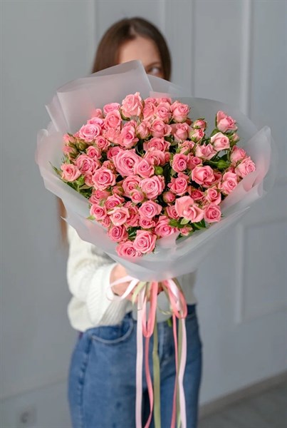 15 кустовых роз Одилия 407 - фото 634198