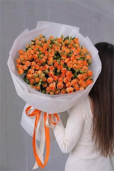 Кустовые розы Корал Баблз в упаковке (51шт) 573 в Рязани