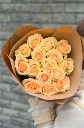 Персиковая роза 50см одн 15шт