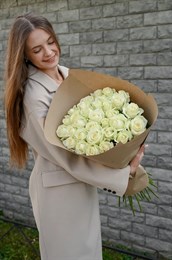 Белая роза 60см одн 31шт