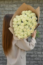 Белая роза 60см одн 51шт