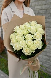 Белая роза 60см одн 21шт