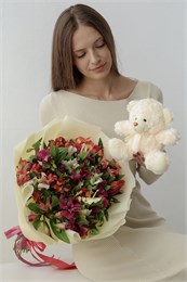 Набор Букет из альстромерии микс (15шт) + Мишка Ваниль с открыткой 578987008789
