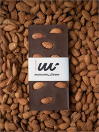 Шоколад "Молочный с миндалем" 100гр 999