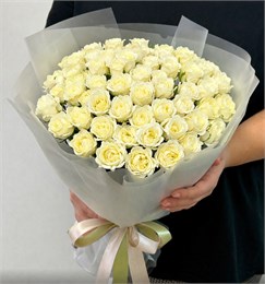 Розы Беларусь в пленке туман (31шт) 158