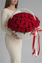 Красные розы в корзине (51шт, размер М) 580