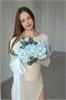 Голубые гортензии в шляпной коробке (S) 5005